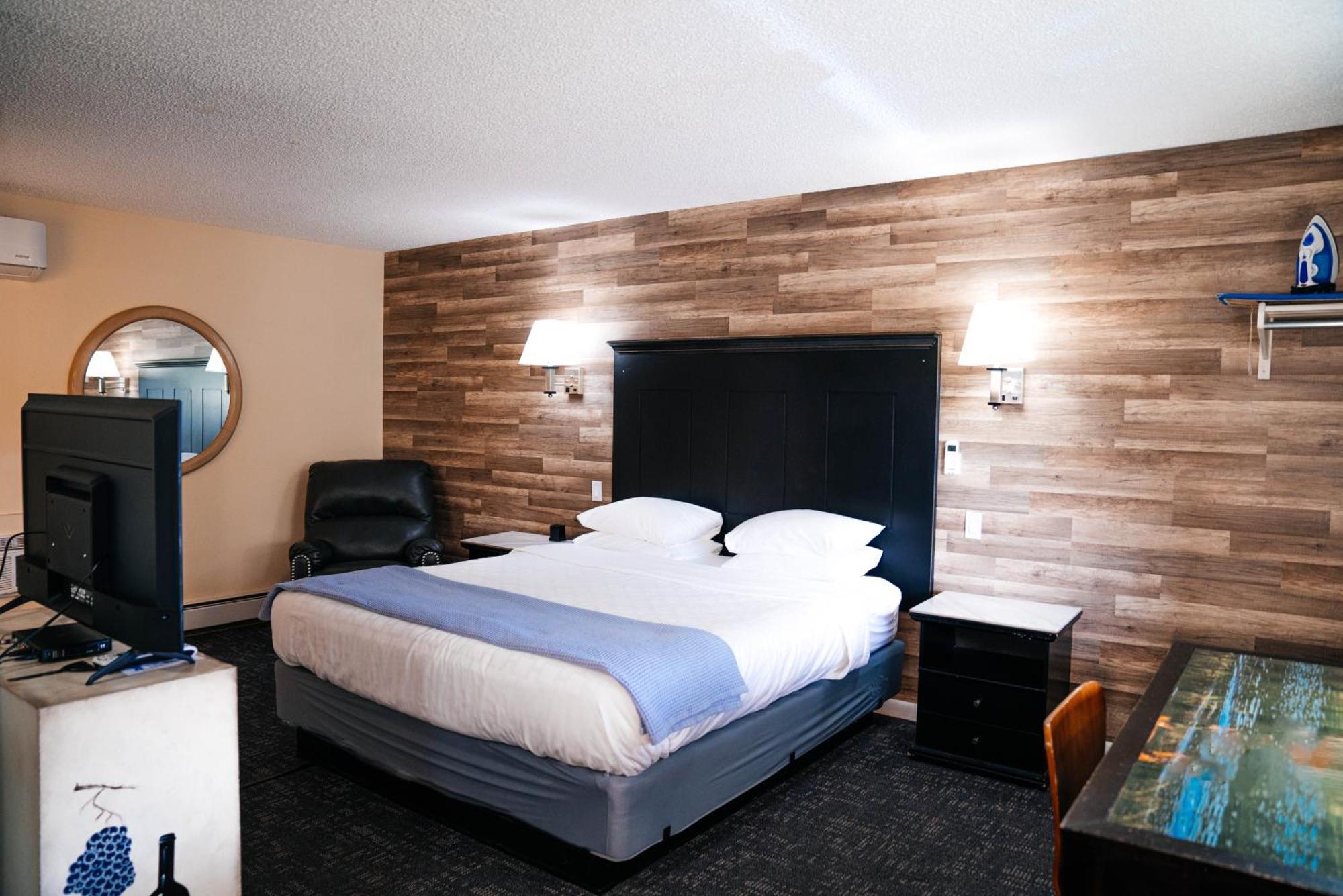 Salida Inn & Monarch Suites Екстериор снимка
