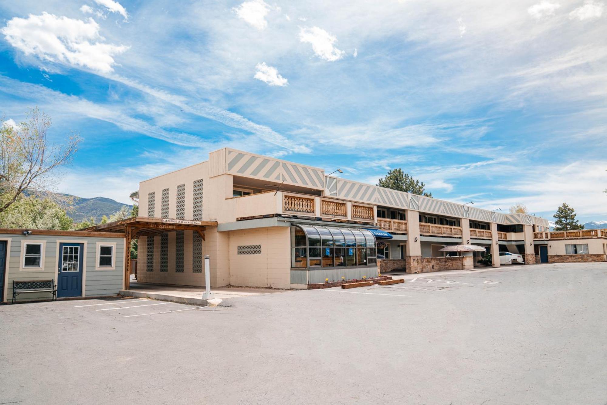 Salida Inn & Monarch Suites Екстериор снимка