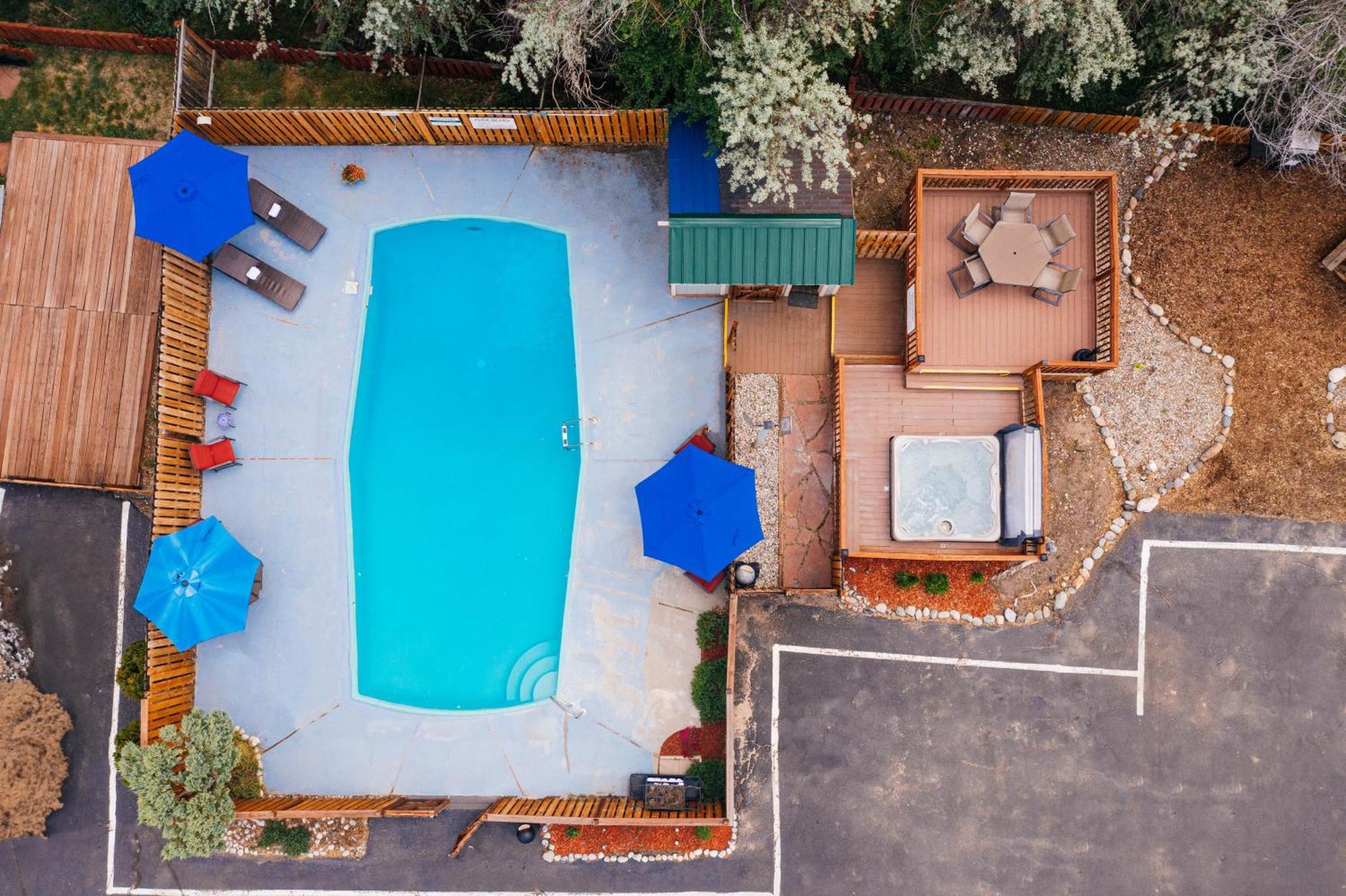 Salida Inn & Monarch Suites Екстериор снимка